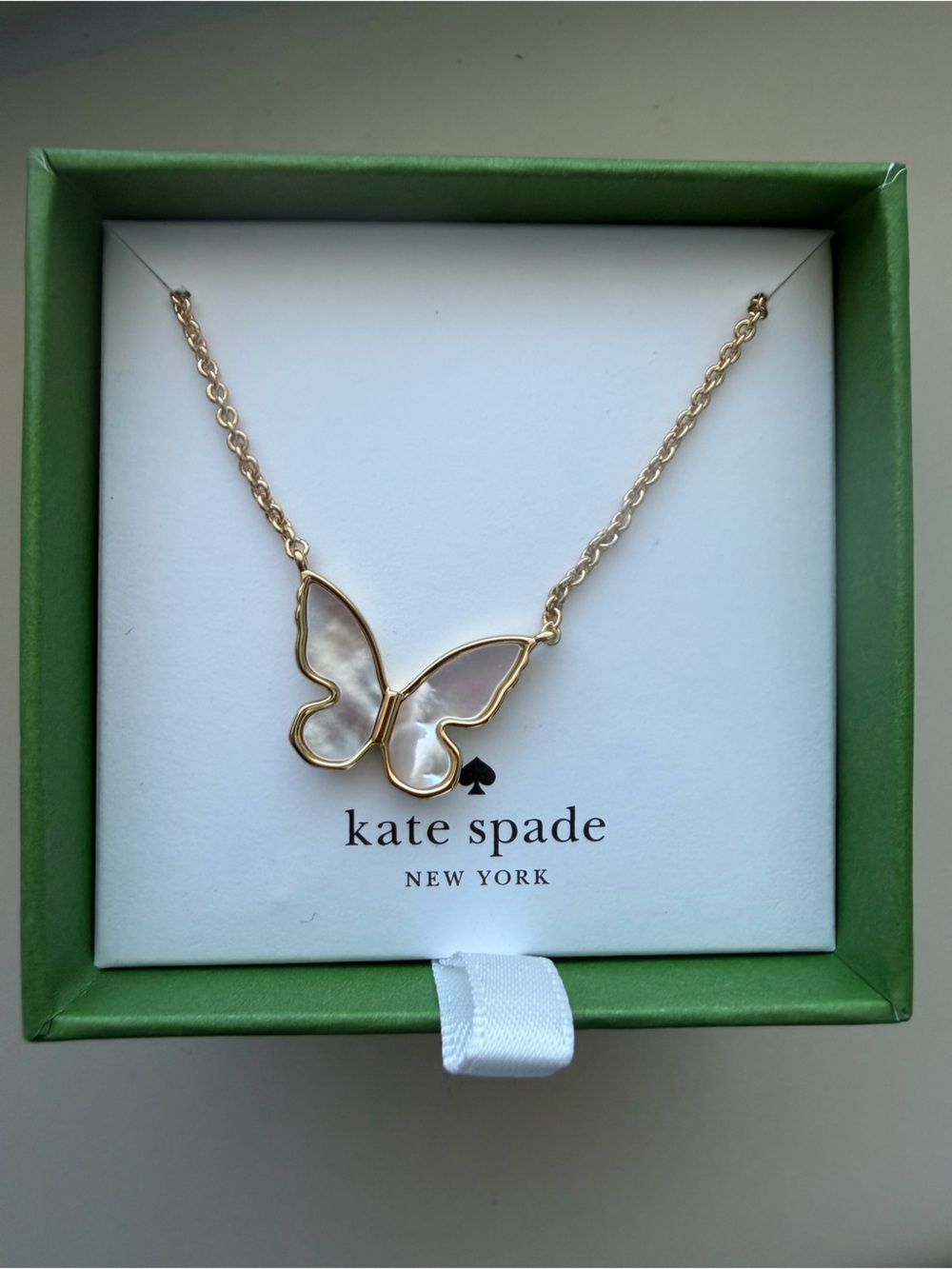 kate spade 🦋Gold-Tone Butterfly Necklace with White Mother-of-Pearl Inlay